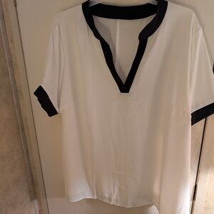 White & Black 5x (26) Blouse